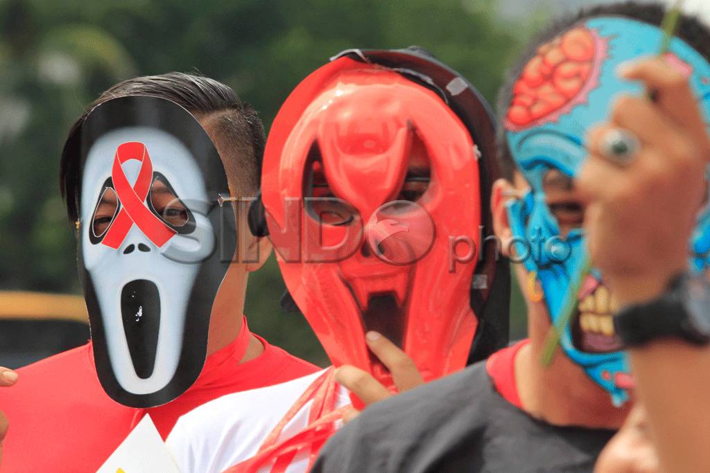 Aktivis Peringati Hari...