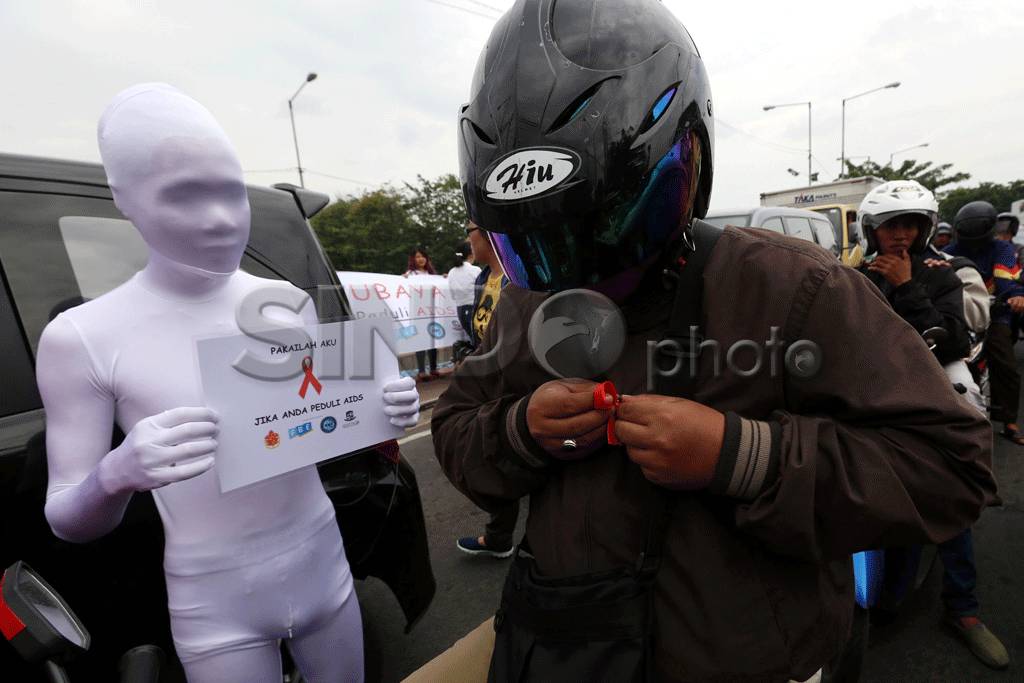 Peringatan Hari AIDS...