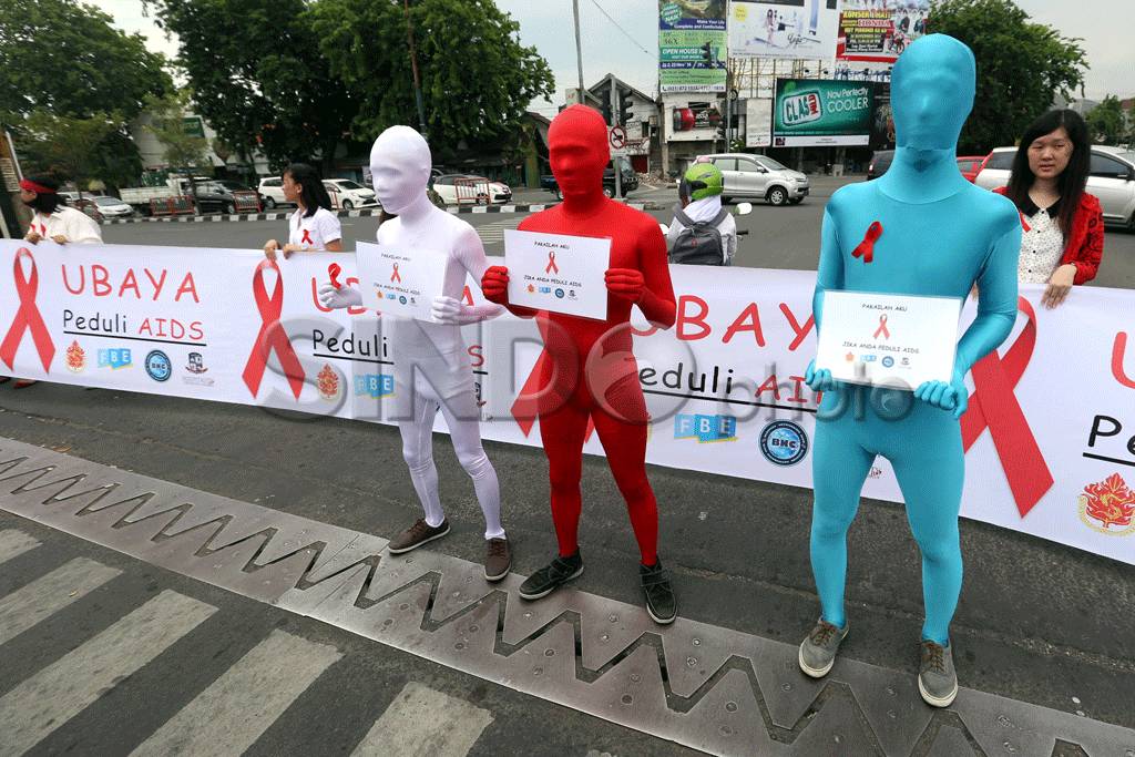 Peringatan Hari AIDS...