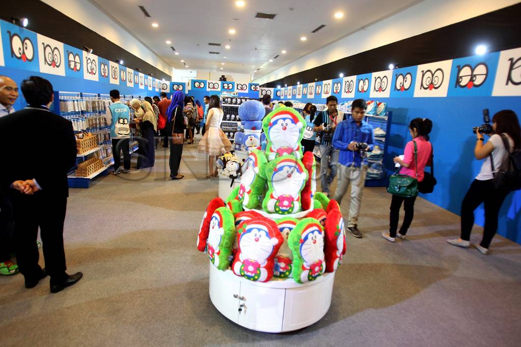 Pameran 100 Alat Rahasia...