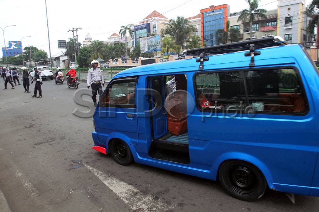 Dishub Kota Depok Tertibkan...