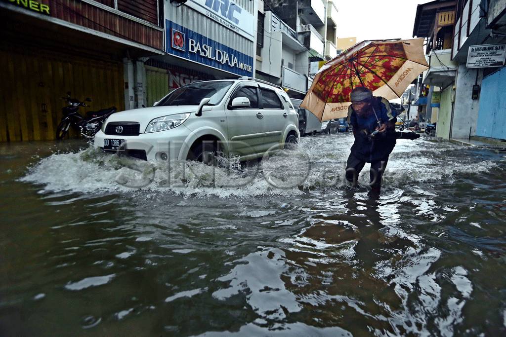 Banjir Makassar, Aktivitas...