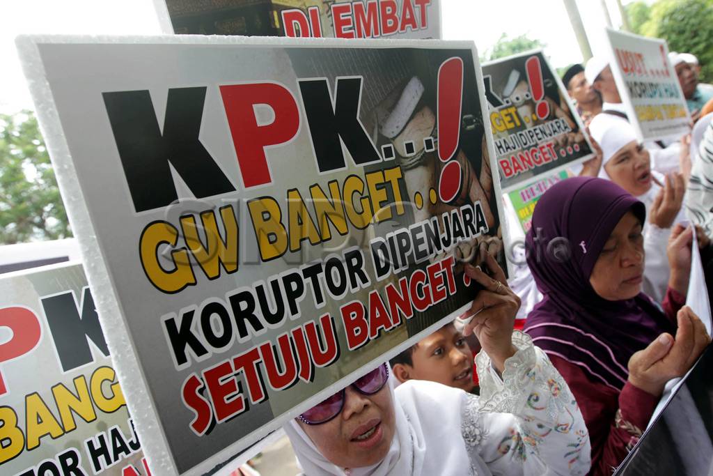 Usut Tuntas Korupsi...