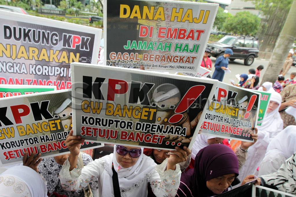 Usut Tuntas Korupsi...
