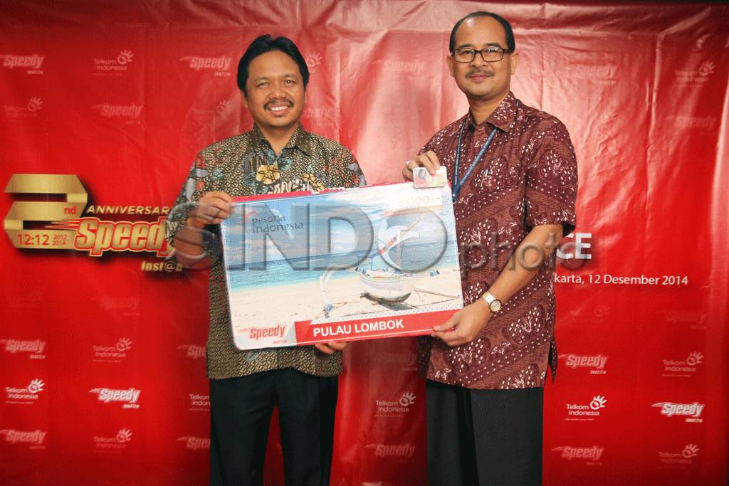 Menikmati Layanan Seru...