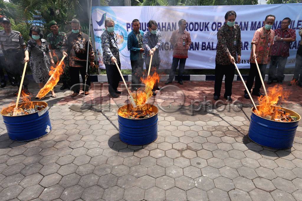 BPOM Musnahkan Obat...