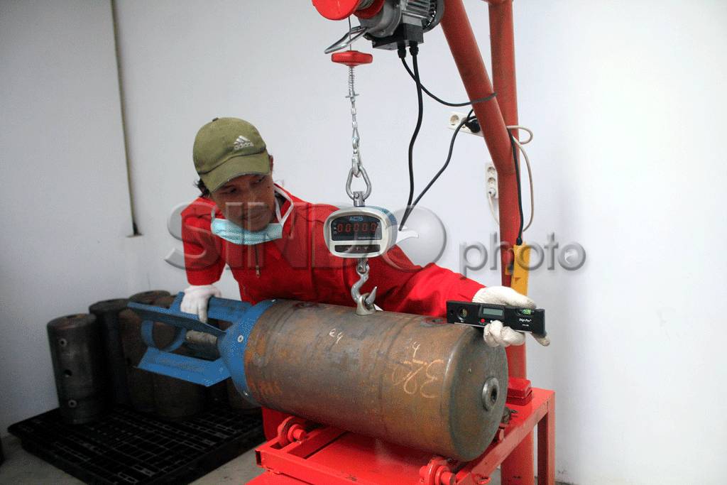 Industri Senjata Dalam...