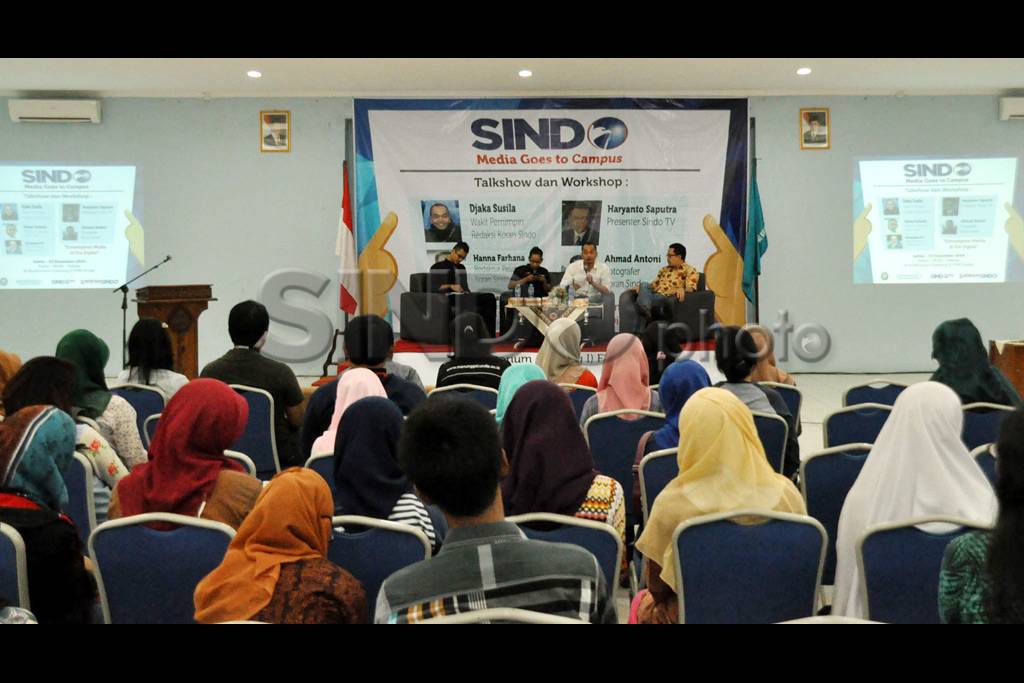Ratusan Mahasiswa Undip...