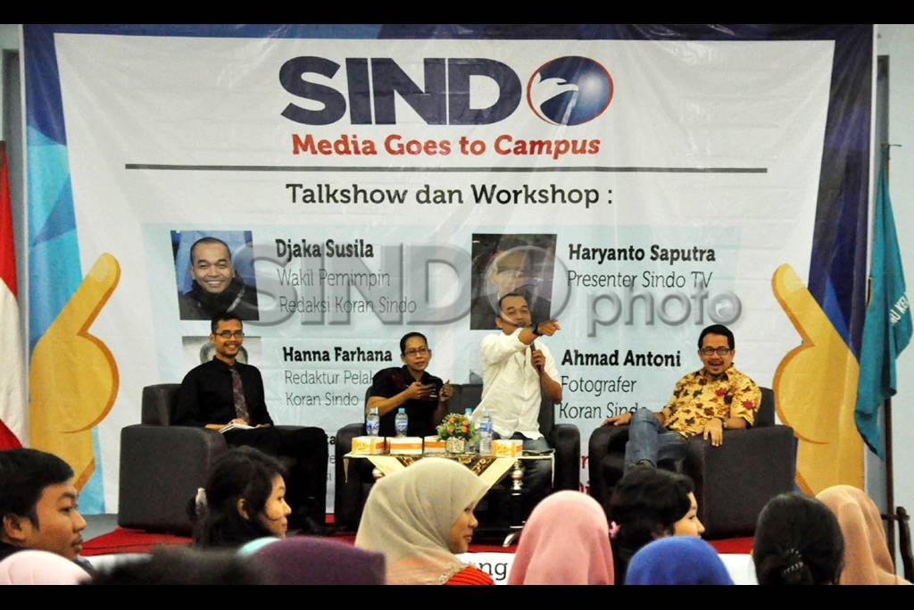 Ratusan Mahasiswa Undip...