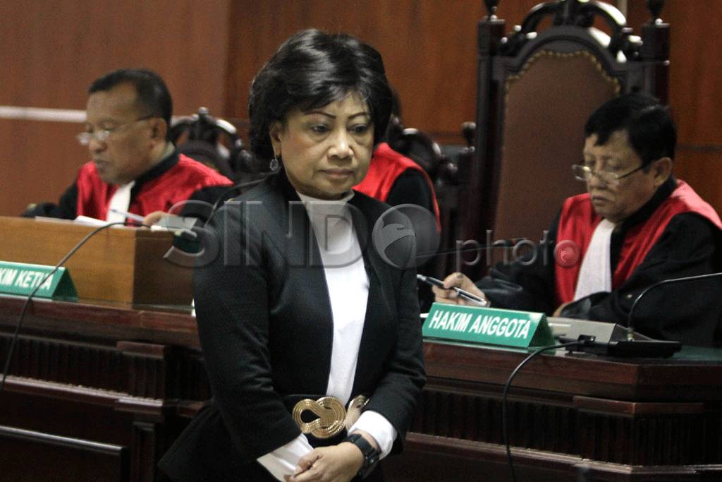 Mantan Dirut Bank DKI...