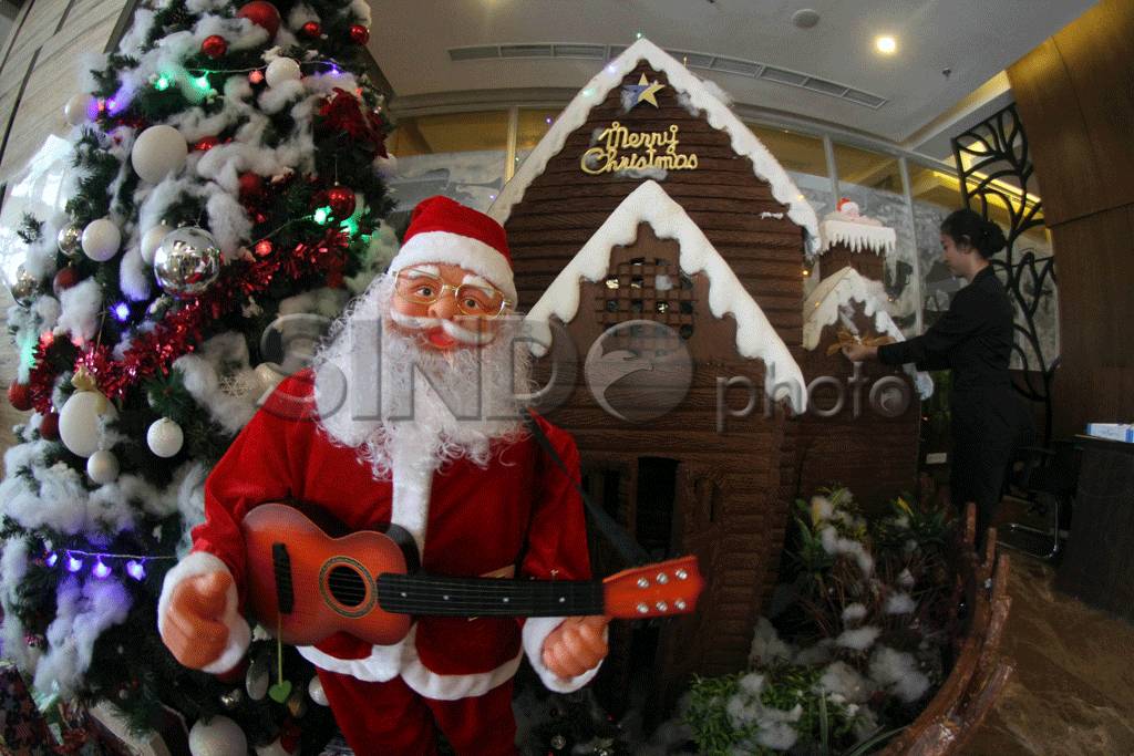 Rumah Natal Coklat