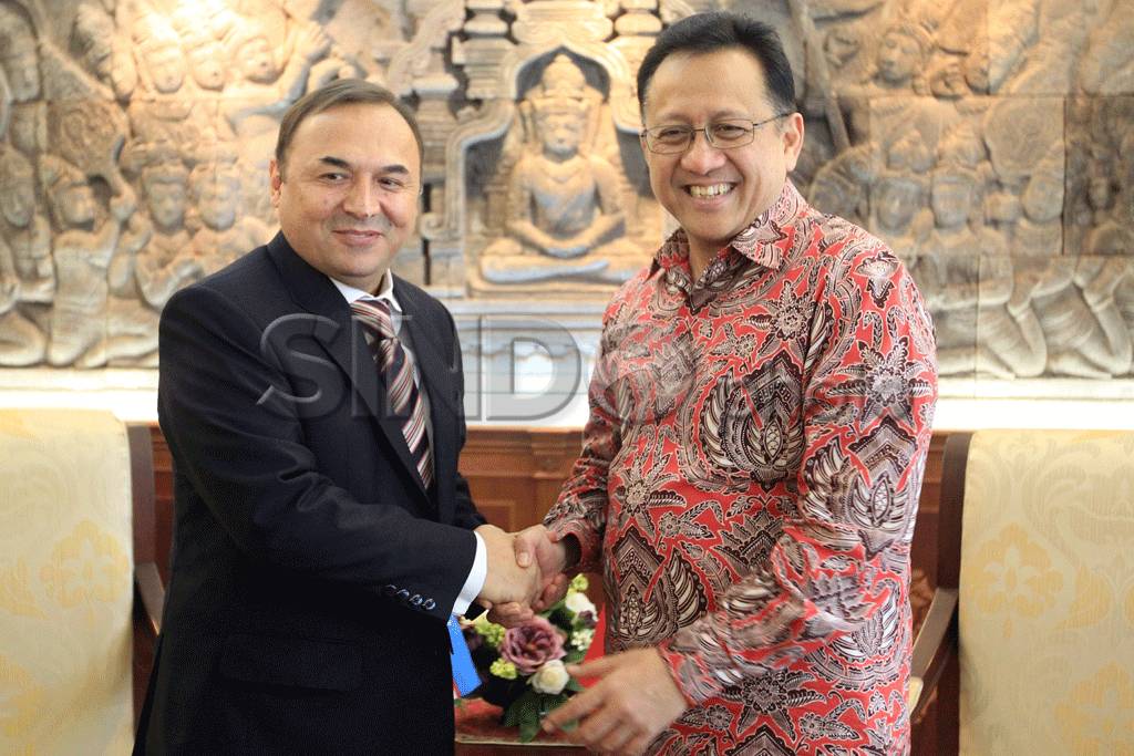 Ketua DPD Terima Kunjungan...