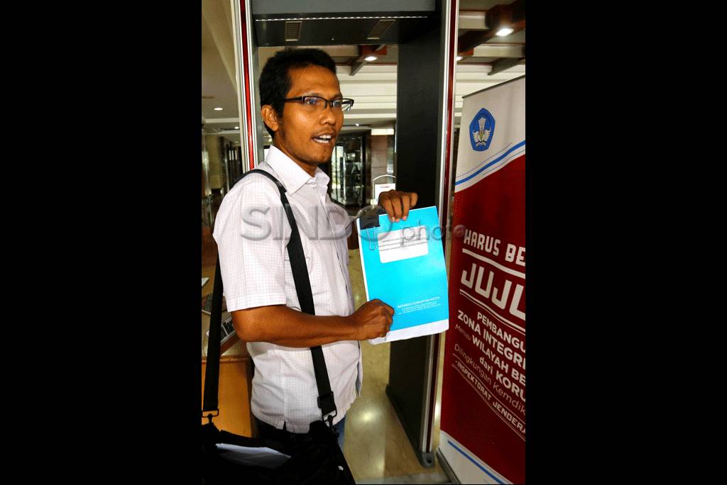 ICW Temukan Indikasi...