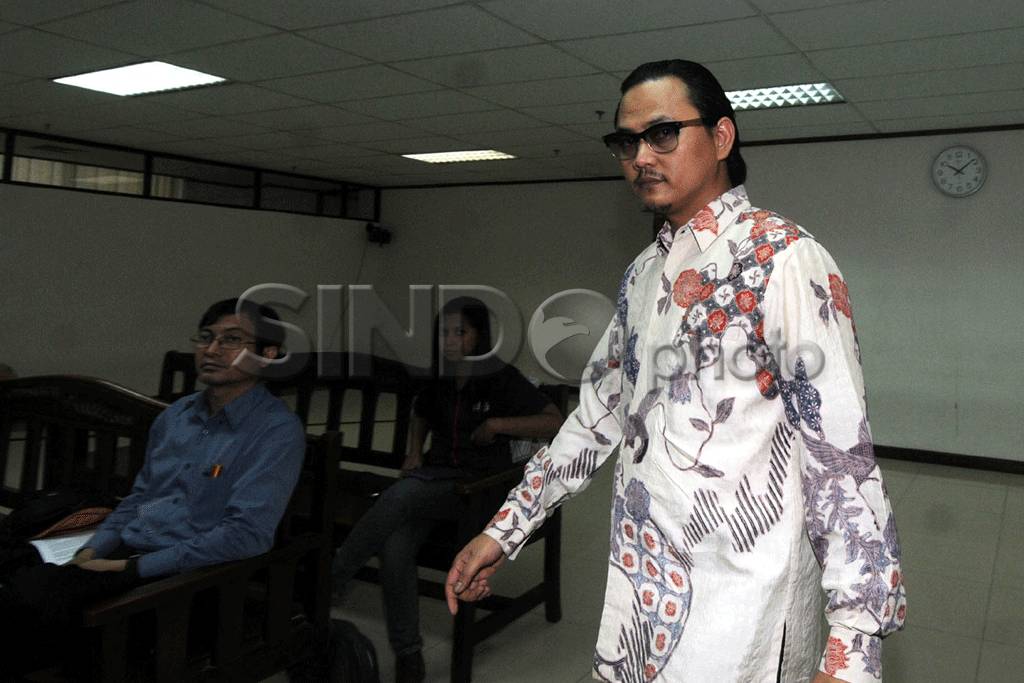 Riefan Avrian Dihukum...