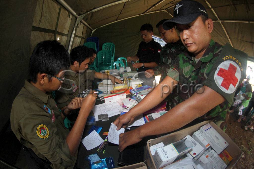 Petugas Kesehatan Terus...