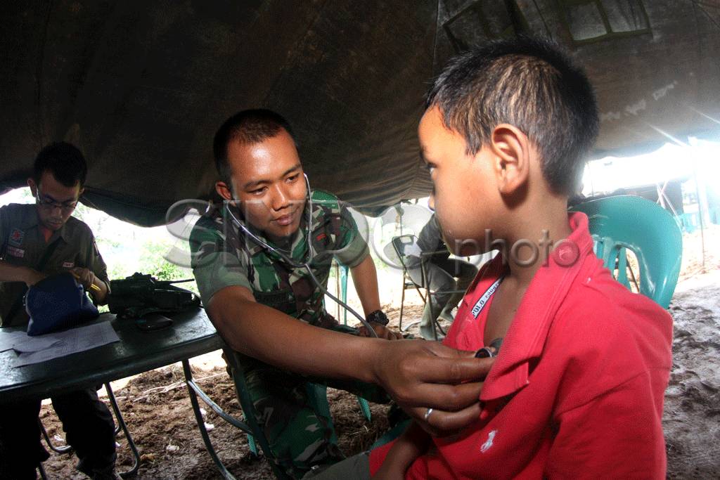 Petugas Kesehatan Terus...