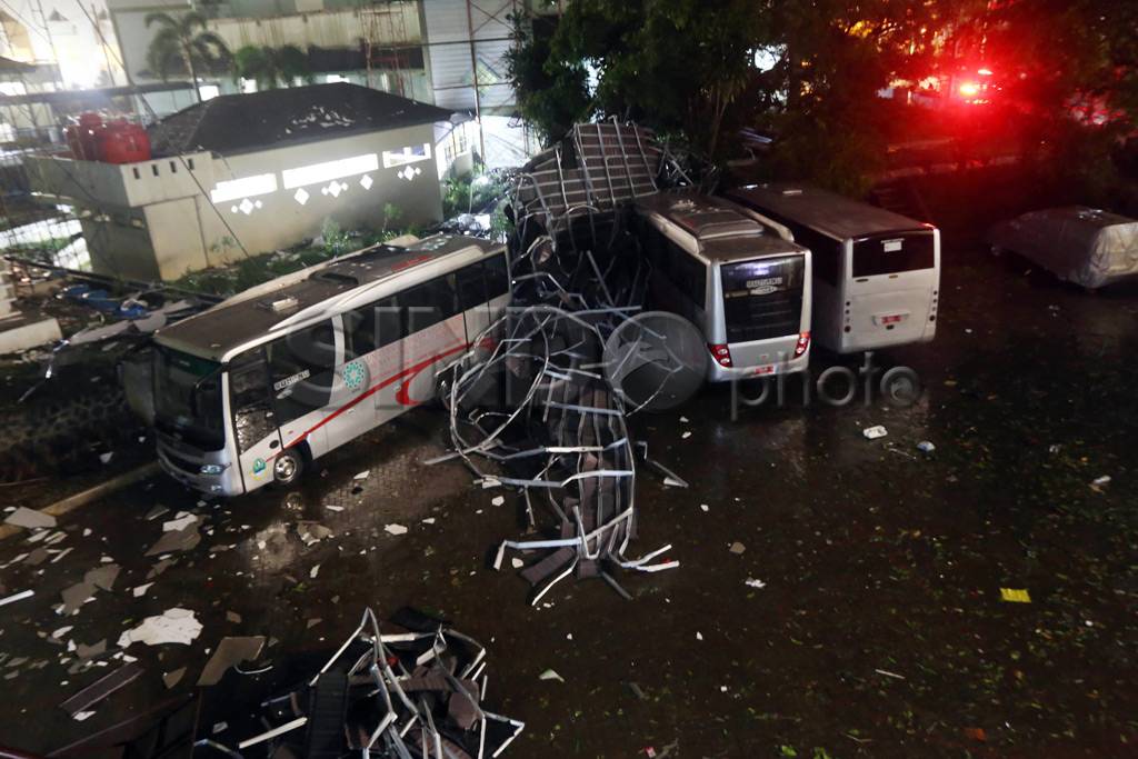 Kampus UIN Bandung Diterjang...