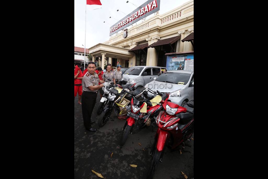 Polrestabes Surabaya...