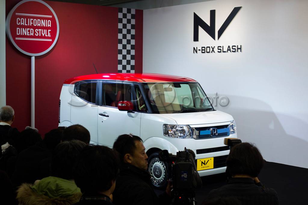 Honda New N-Box Slash