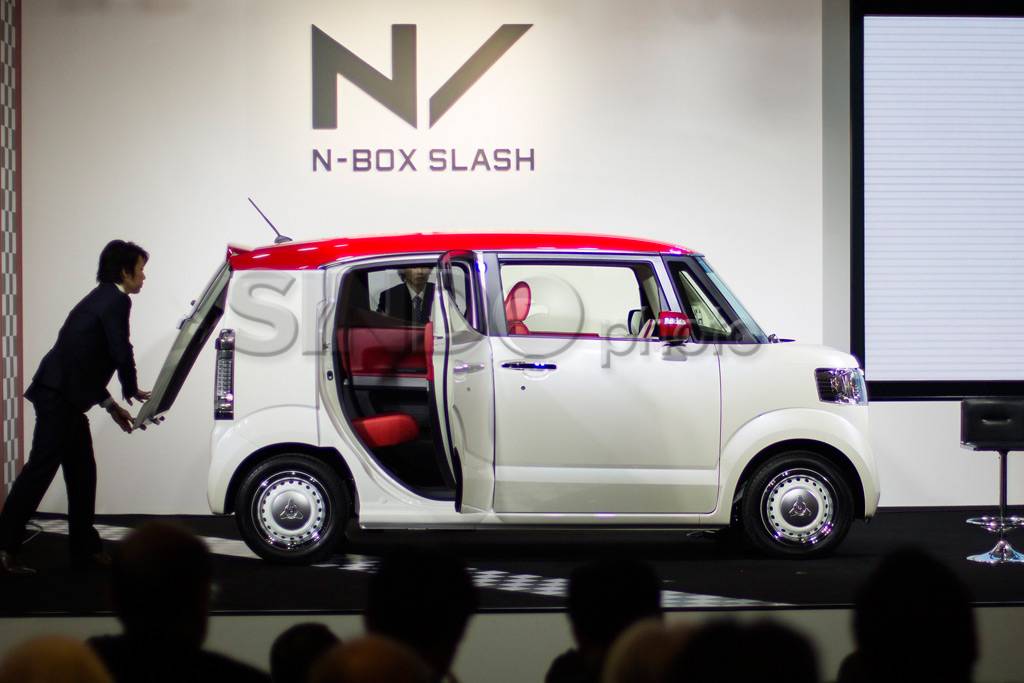 Honda New N-Box Slash