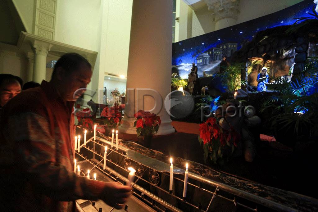Misa Natal di Katedral...