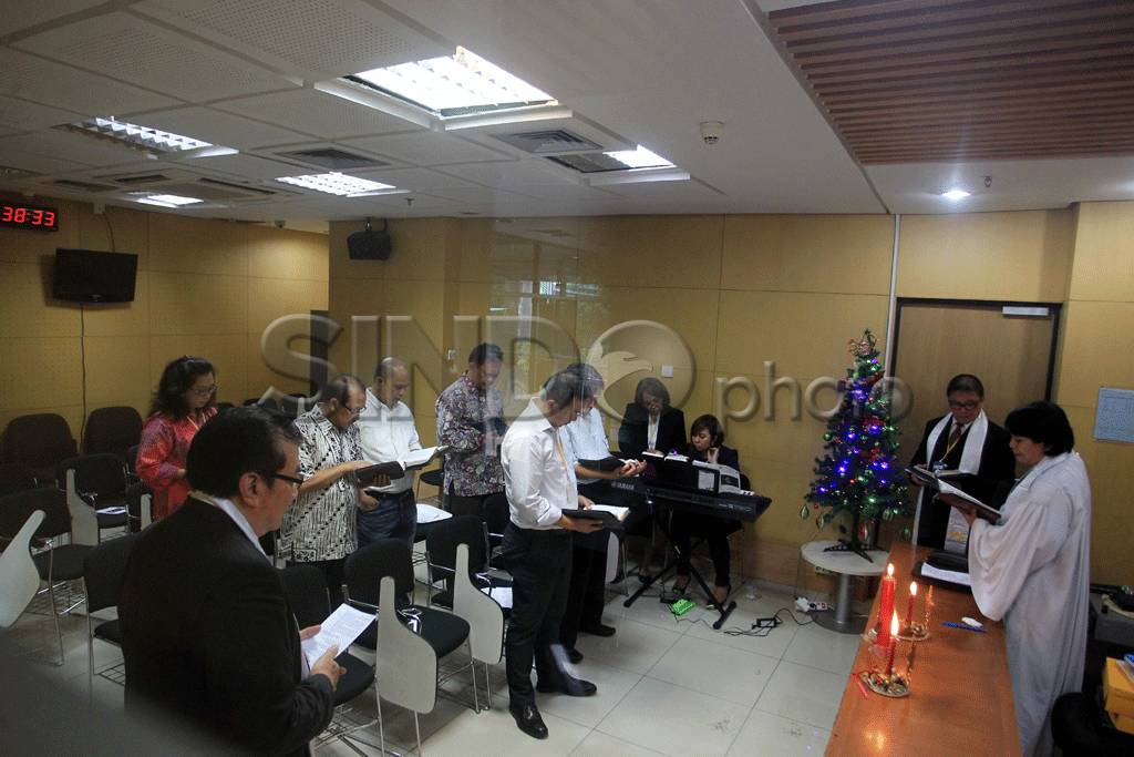 Kebaktian Natal Untuk...