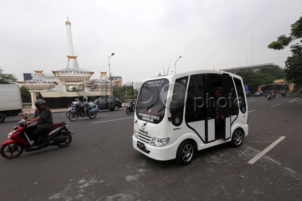 Mobil Listrik Karya...