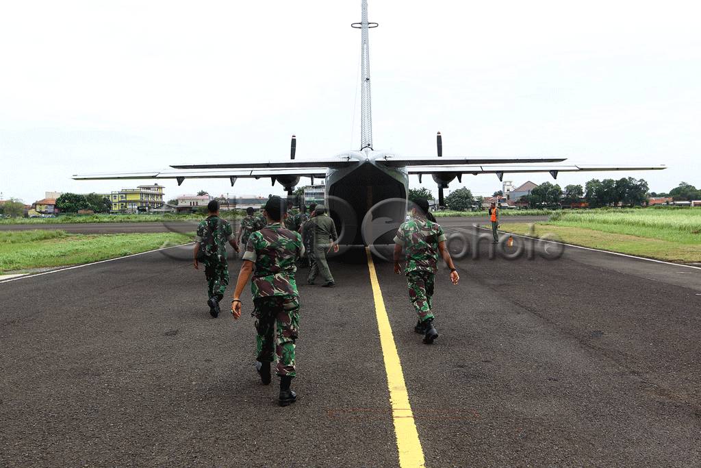 Kopaska TNI-AL Diterjunkan...