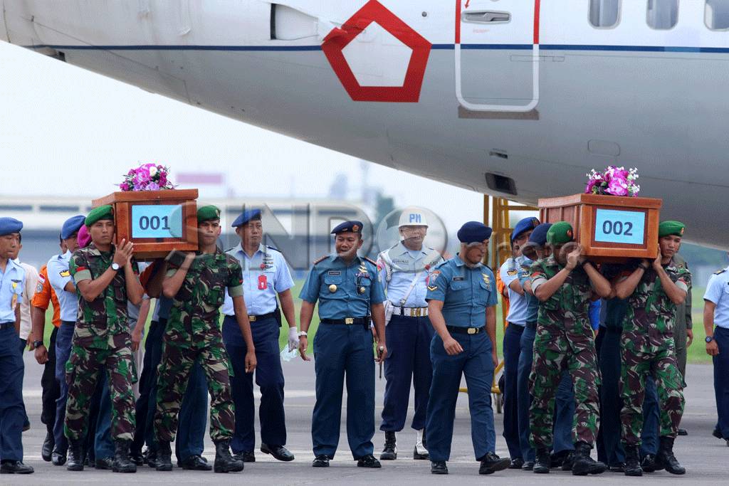 Dua Jenazah Korban AirAsia...