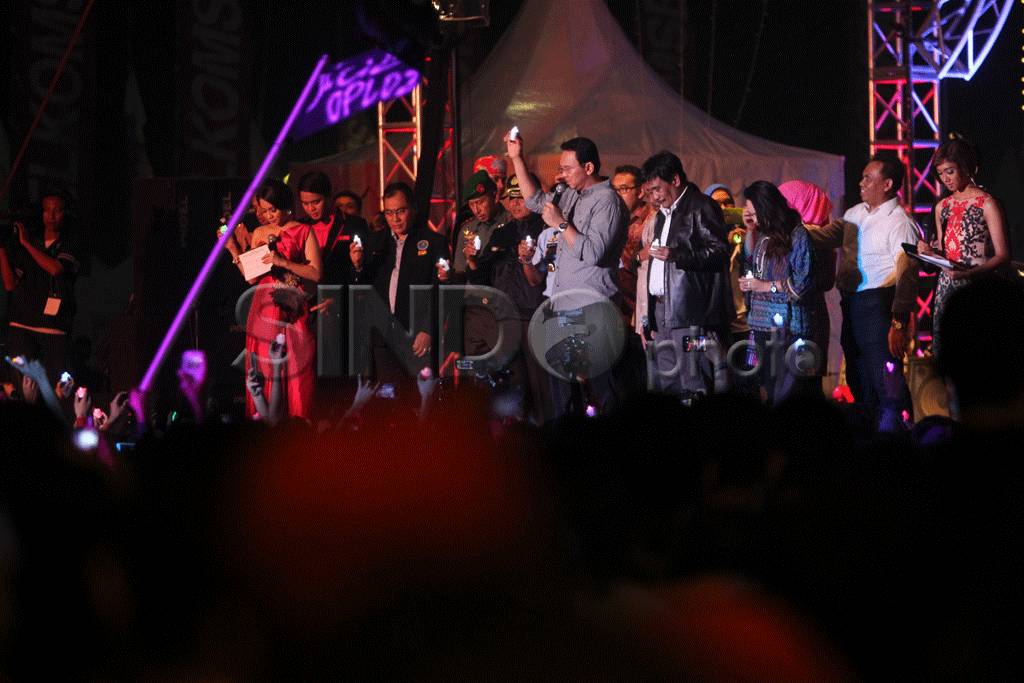 Ahok dan Djarot Pimpin...
