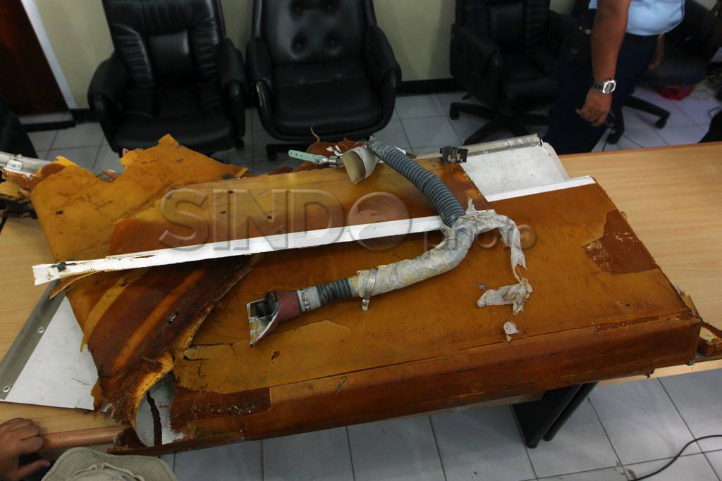Serpihan AirAsia QZ...