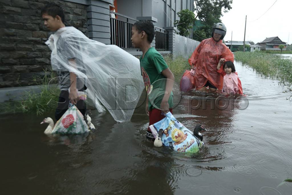 Puluhan Rumah di Makassar...