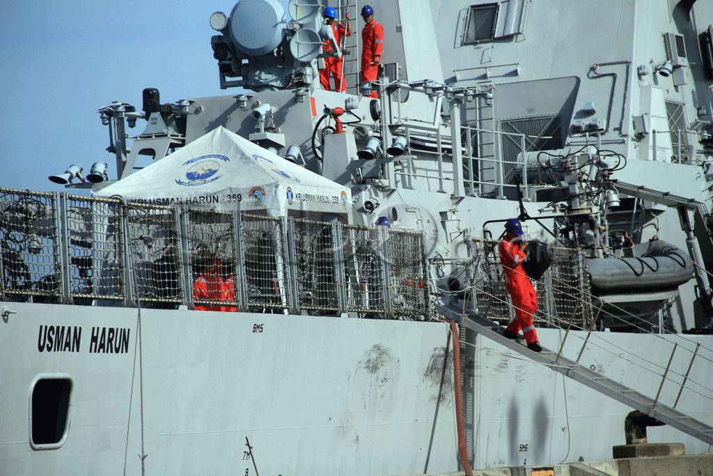 KRI Usman Harun Jalani...