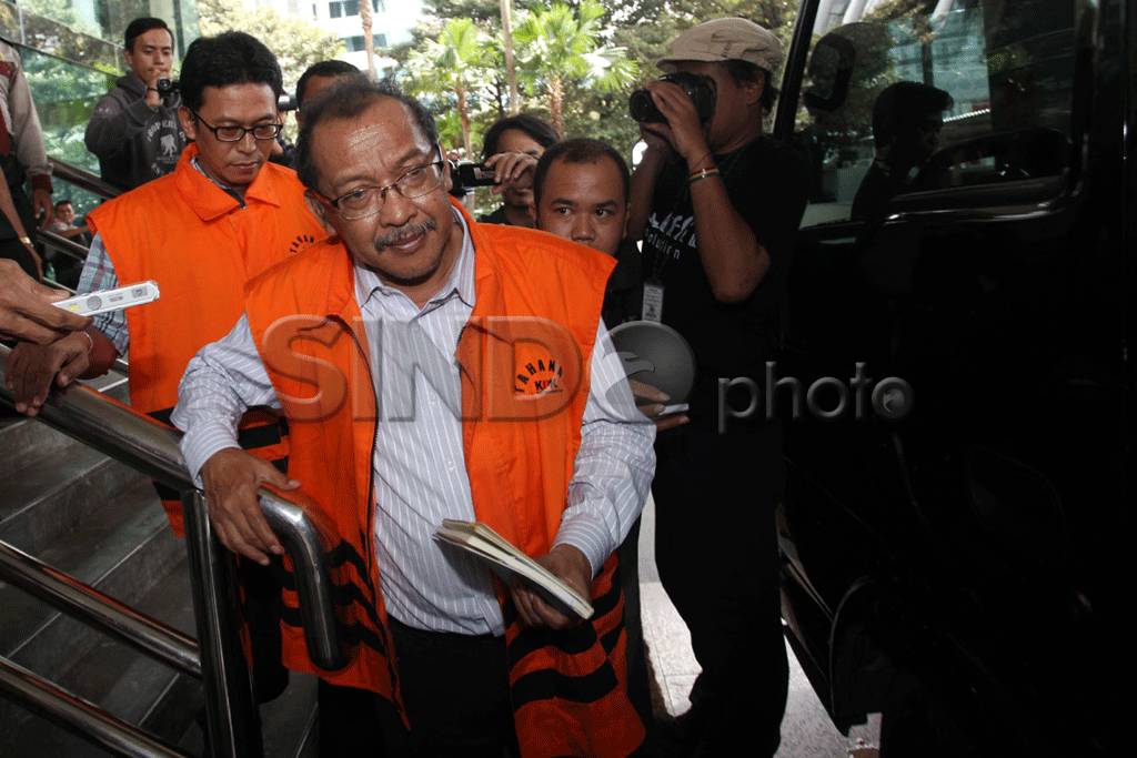 Antonio Bambang Djatmiko...