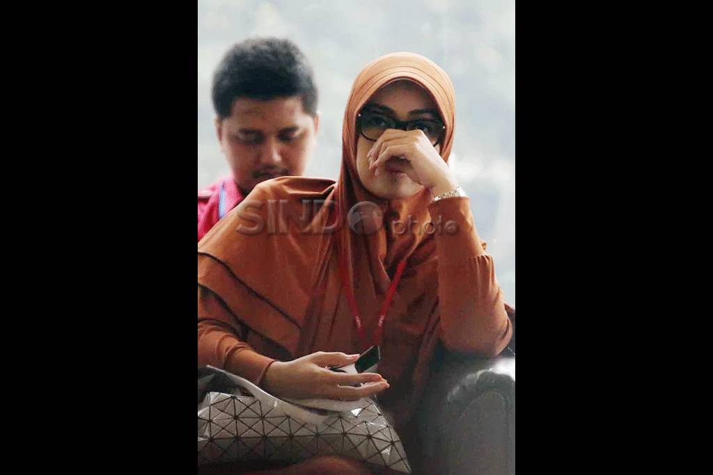 KPK Periksa Istri Muda...