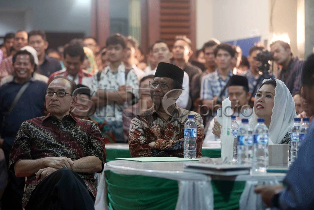 Menteri Susi Pudjiastuti...