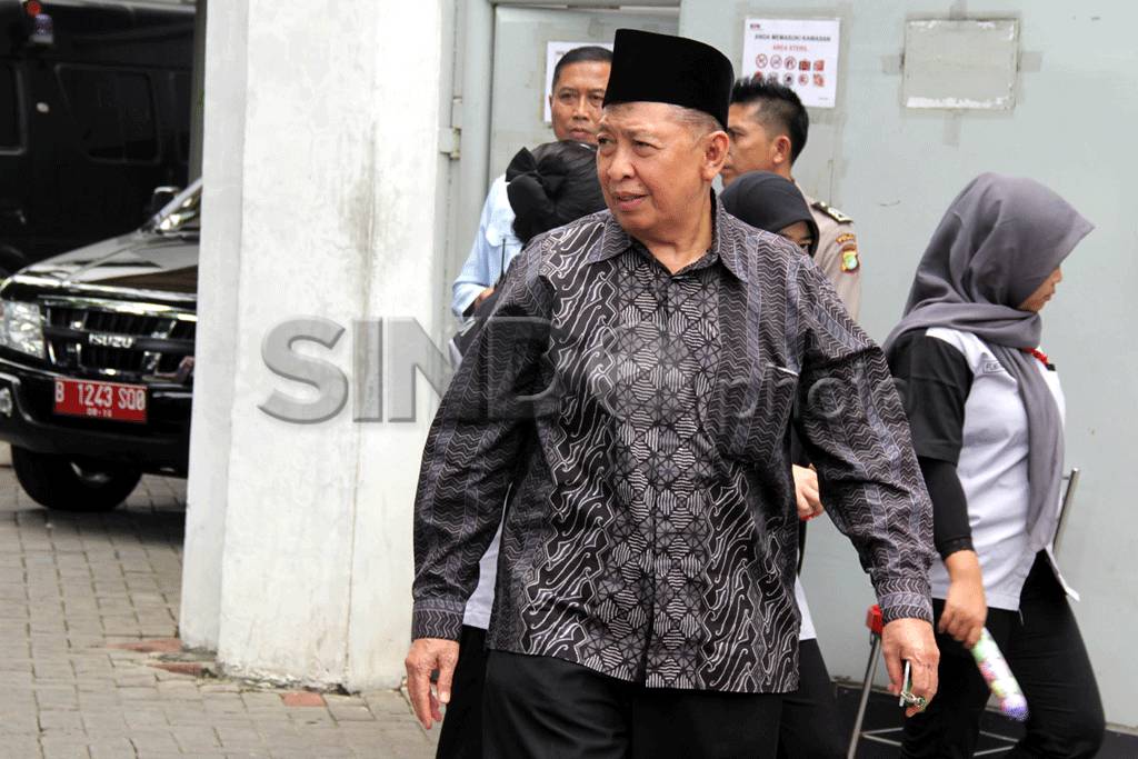 Hamzah Haz Jenguk Fuad...