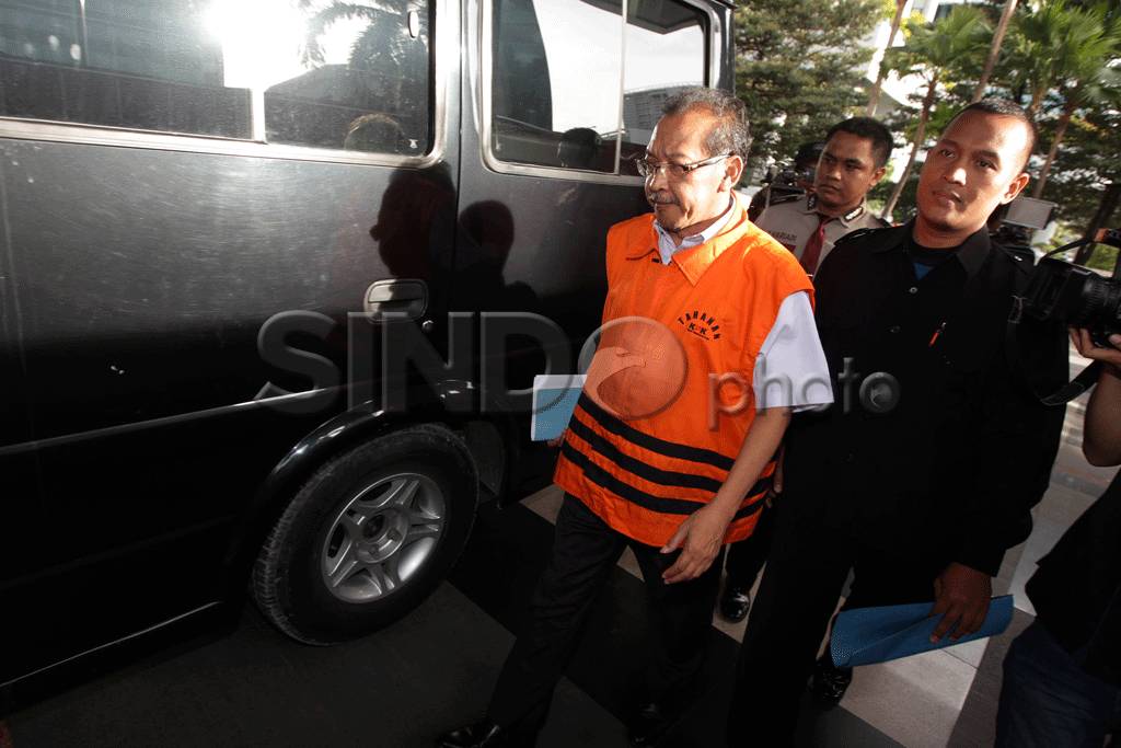 Antonio Bambang Djatmiko...