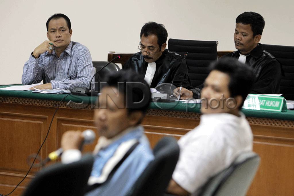 Pengusaha Muchtar Effendi...