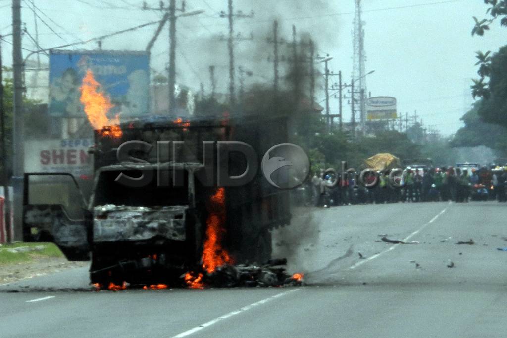 Truk Pengangkut Elpiji...