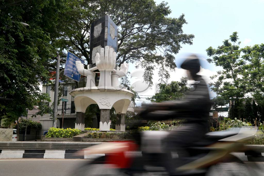 Plakat Adipura Kota...