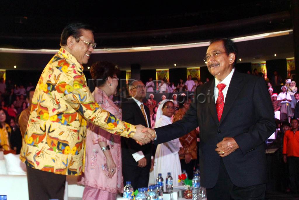 Perayaan Natal Partai...