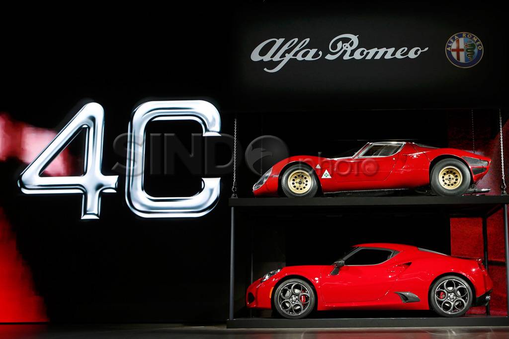Alfa Romeo 4C Spyder...