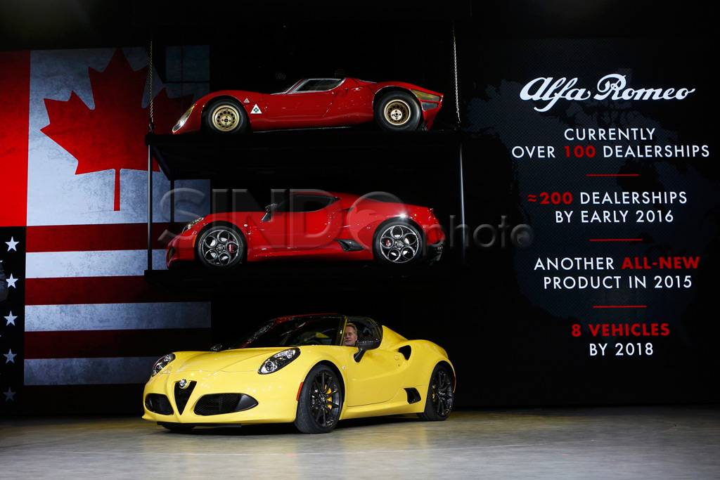 Alfa Romeo 4C Spyder...