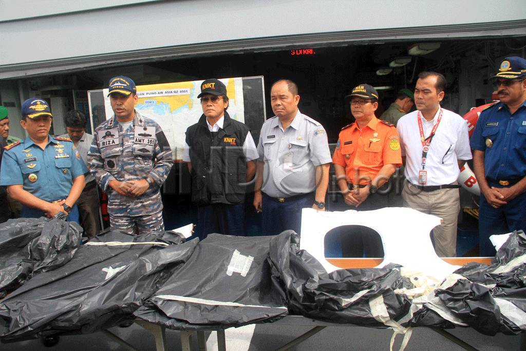 KRI Ahmad Yani Serahkan...