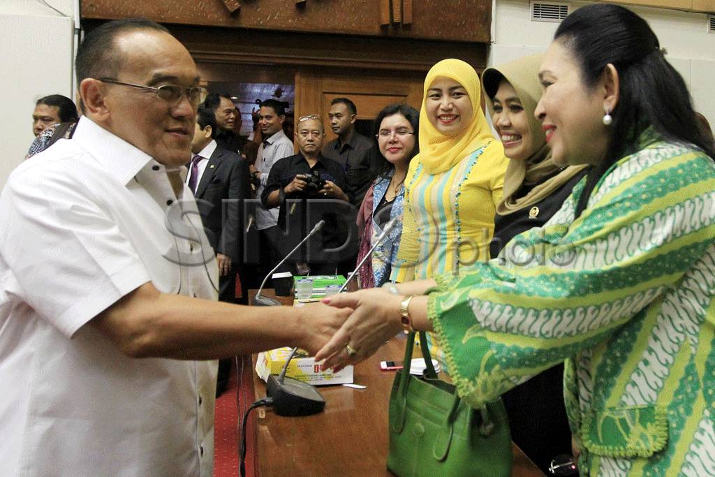 Aburizal Bakrie Datangi...