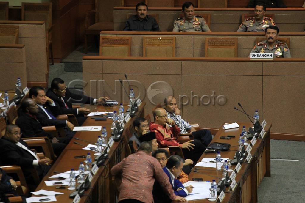 DPR Setujui Komjen Pol...