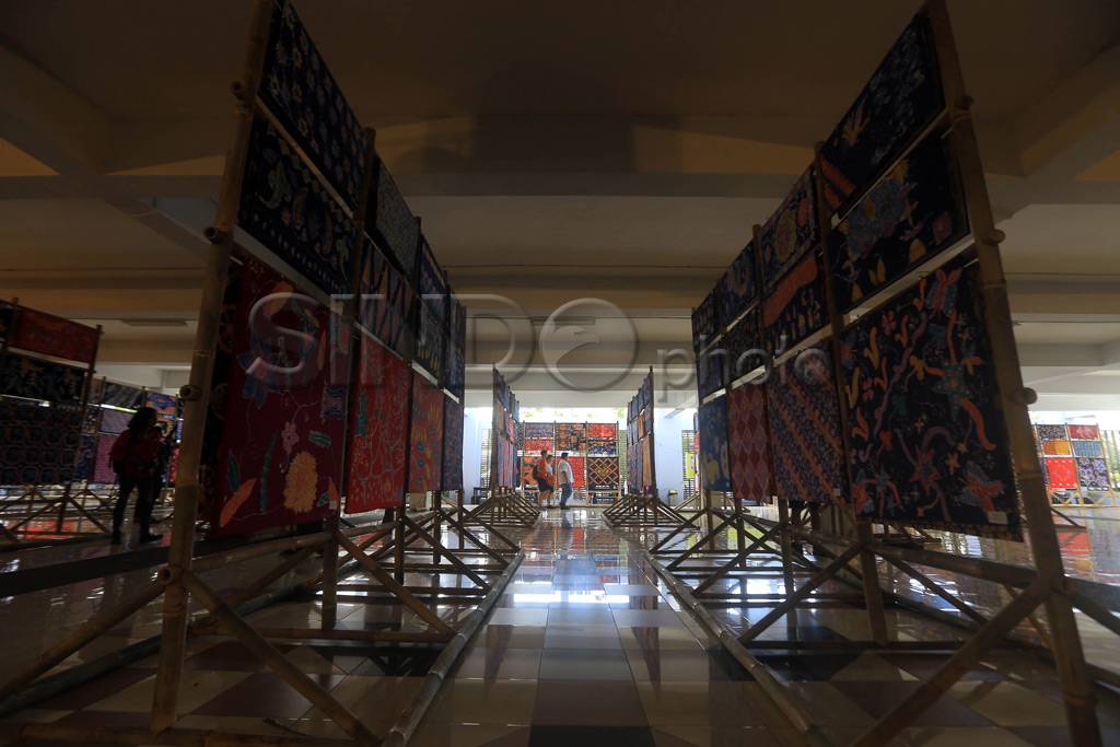 Pameran 1500 Karya Batik...