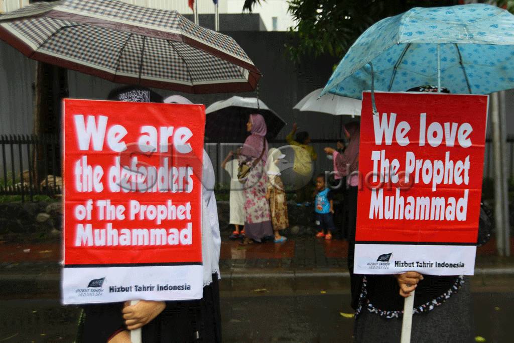 Hizbut Tahrir Indonesia...