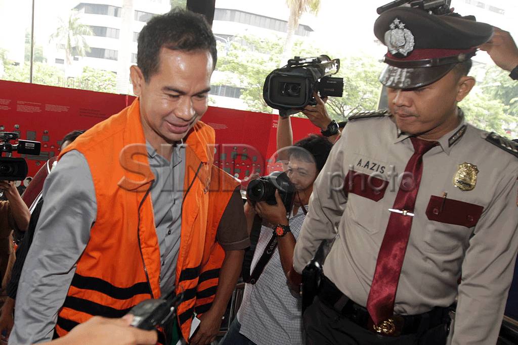 Wawan Jalani Pemeriksaan...